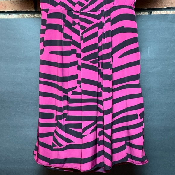 Prevett Short Sleeve Romper SZ - S - Picture 3 of 8